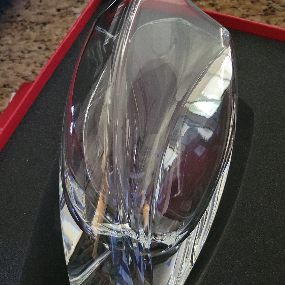 Baccarat 9" Robert Rigot Giverny Crystal Vase